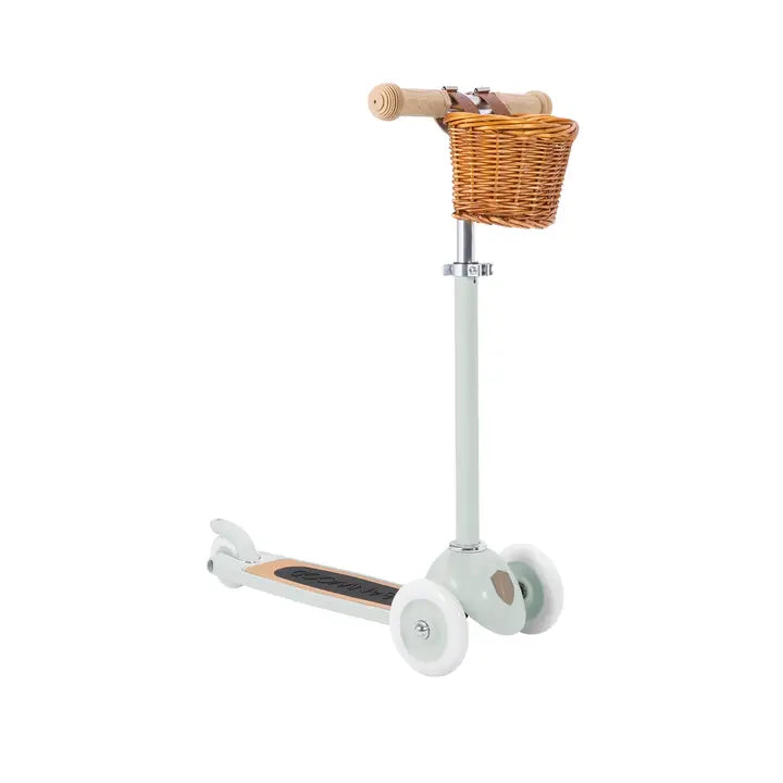 trottinette enfant - 2 à 5 ans - 3 roues - vert menthe - jeu de motricité - banwood  Banwood trottinette enfant - 2 à 5 ans - 3 roues - vert menthe - jeu de motricité - banwood myplayground