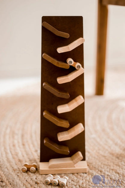Voitures de course en zigzag bicolore