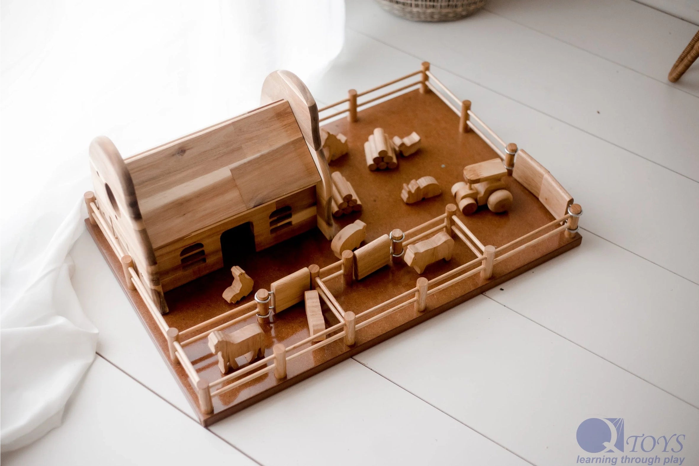 Grange de ferme  QToys USA Grange de ferme myplayground