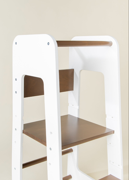 Nouvelle tour éducative - Walnut & White