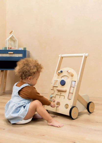Déambulateur d'activités en bois