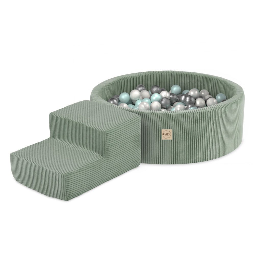 Terrain de jeu Dry pool 90x30 + marche (+200 balles : perle, menthe perle, argent) - Velours côtelé vert premium - PLUSH NEST  Misioo Terrain de jeu Dry pool 90x30 + marche (+200 balles : perle, menthe perle, argent) - Velours côtelé vert premium - PLUSH NEST myplayground