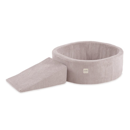 PLUSH NEST - Misioo - Piscine à balles + Triangle (+200 boules perle, or, perle rose clair), rose clair, velours côtelé premium