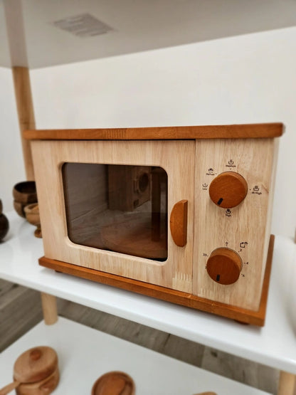 Four à micro-ondes en bois