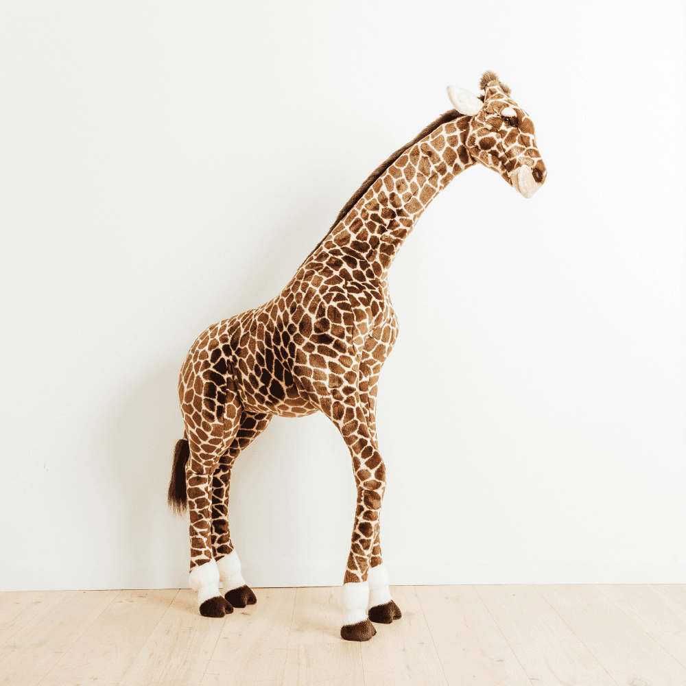 Ma peluche Girafe Zoé - La Pelucherie  LA PELUCHERIE Ma peluche Girafe Zoé - La Pelucherie myplayground