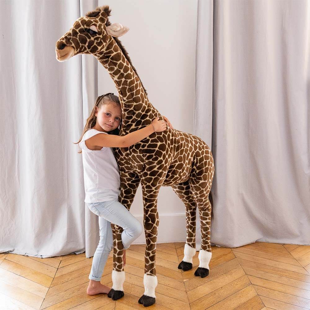 Ma peluche Girafe Zoé - La Pelucherie  LA PELUCHERIE Ma peluche Girafe Zoé - La Pelucherie myplayground