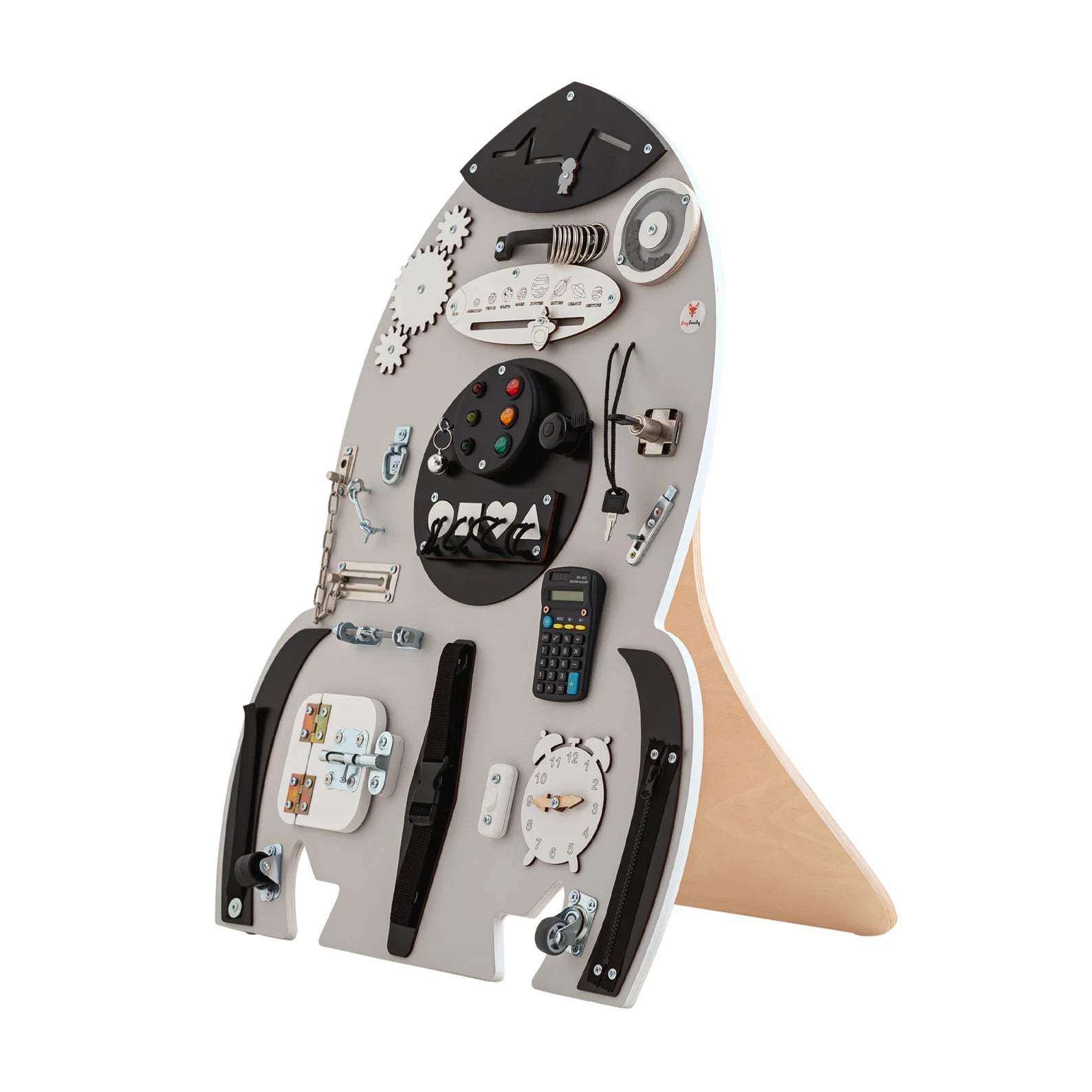 Space rocket Busy board - Planche sensorielle - Jeu de motricite fine pour enfant (3 ans et +)  FoxyFamily Space rocket Busy board - Planche sensorielle - Jeu de motricite fine pour enfant (3 ans et +) myplayground
