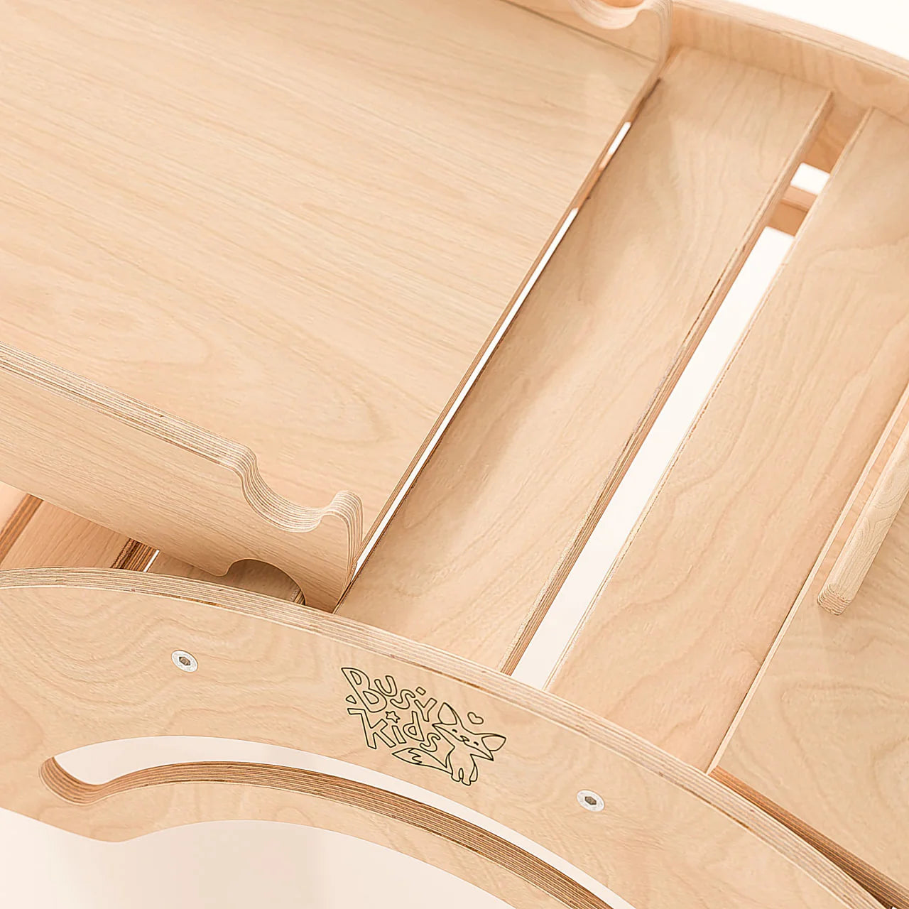 BusyKids - Ensemble (grand) Triangle Pikler + 2 planches à Double Face + Bascule d'Équilibre Nature - Bois Brut (non verni) - 12 à 18 mois  BusyKids BusyKids - Ensemble (grand) Triangle Pikler + 2 planches à Double Face + Bascule d'Équilibre Nature - Bois Brut (non verni) - 12 à 18 mois myplayground