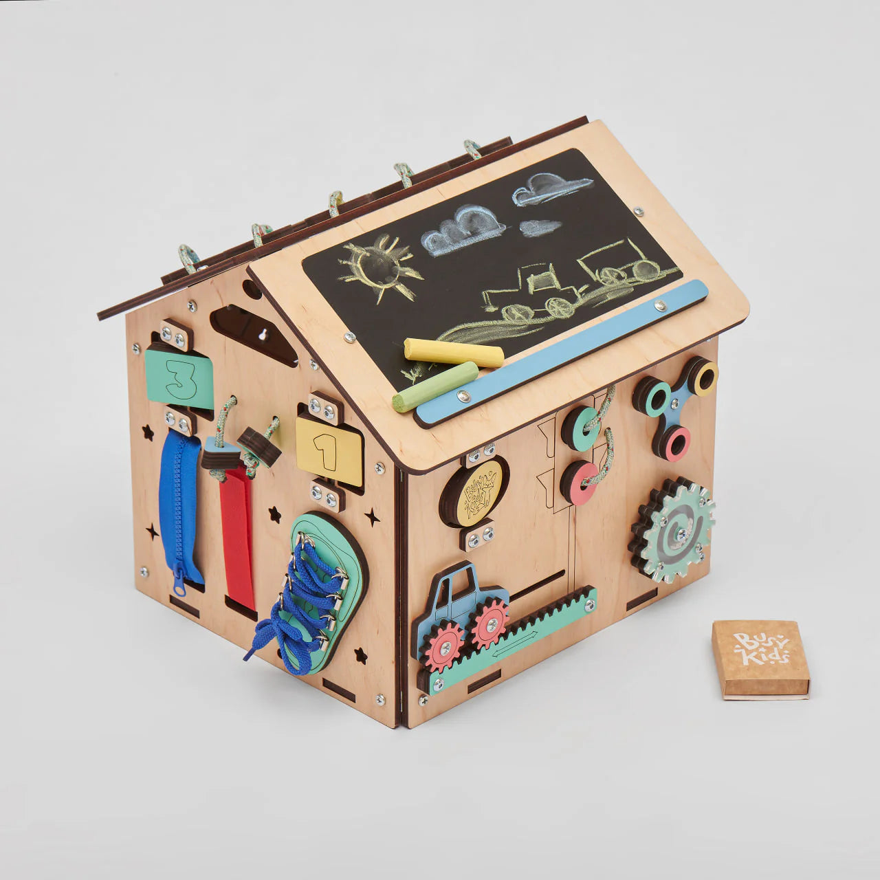BusyKids - Busy Board Maisonnette Éducative - Bois Mini - 12 à 18 mois  BusyKids BusyKids - Busy Board Maisonnette Éducative - Bois Mini - 12 à 18 mois myplayground