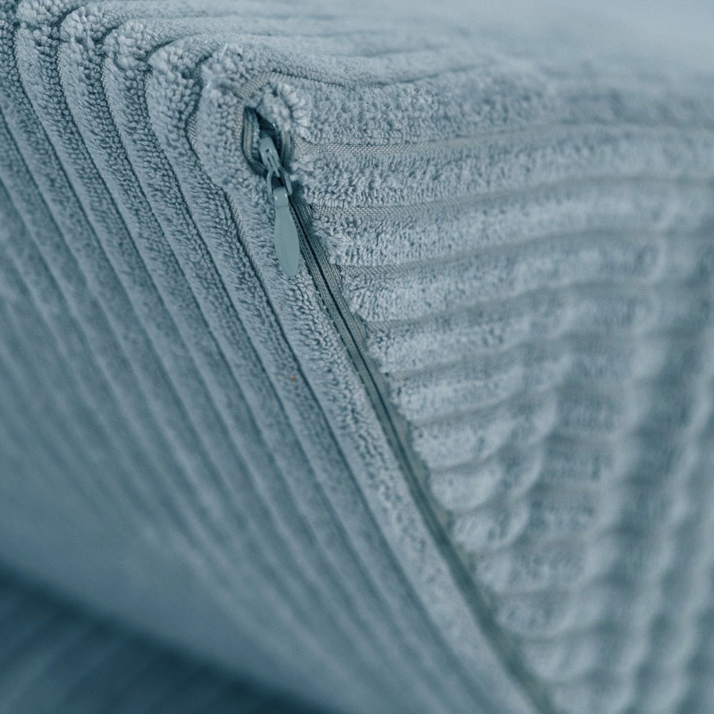 Chaise longue enfant inclinable 145x35x45 cm – Velours côtelé bleu premium – Plush Nest - myplayground