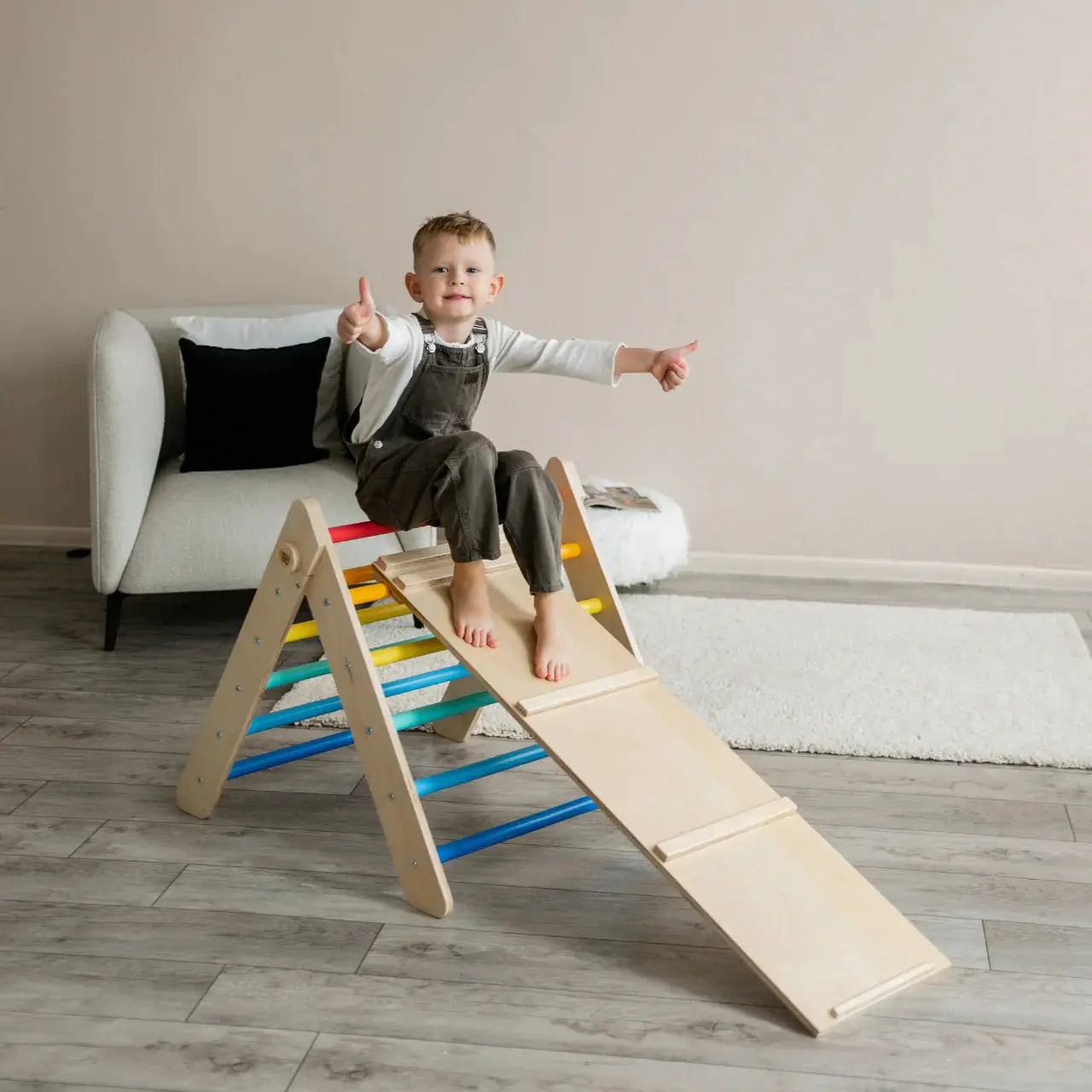 Ensemble Triangle Pikler et Planche à Double Face - Arc-en-ciel, Bois Natura, 12 à 18 mois - BusyKids by BusyKids