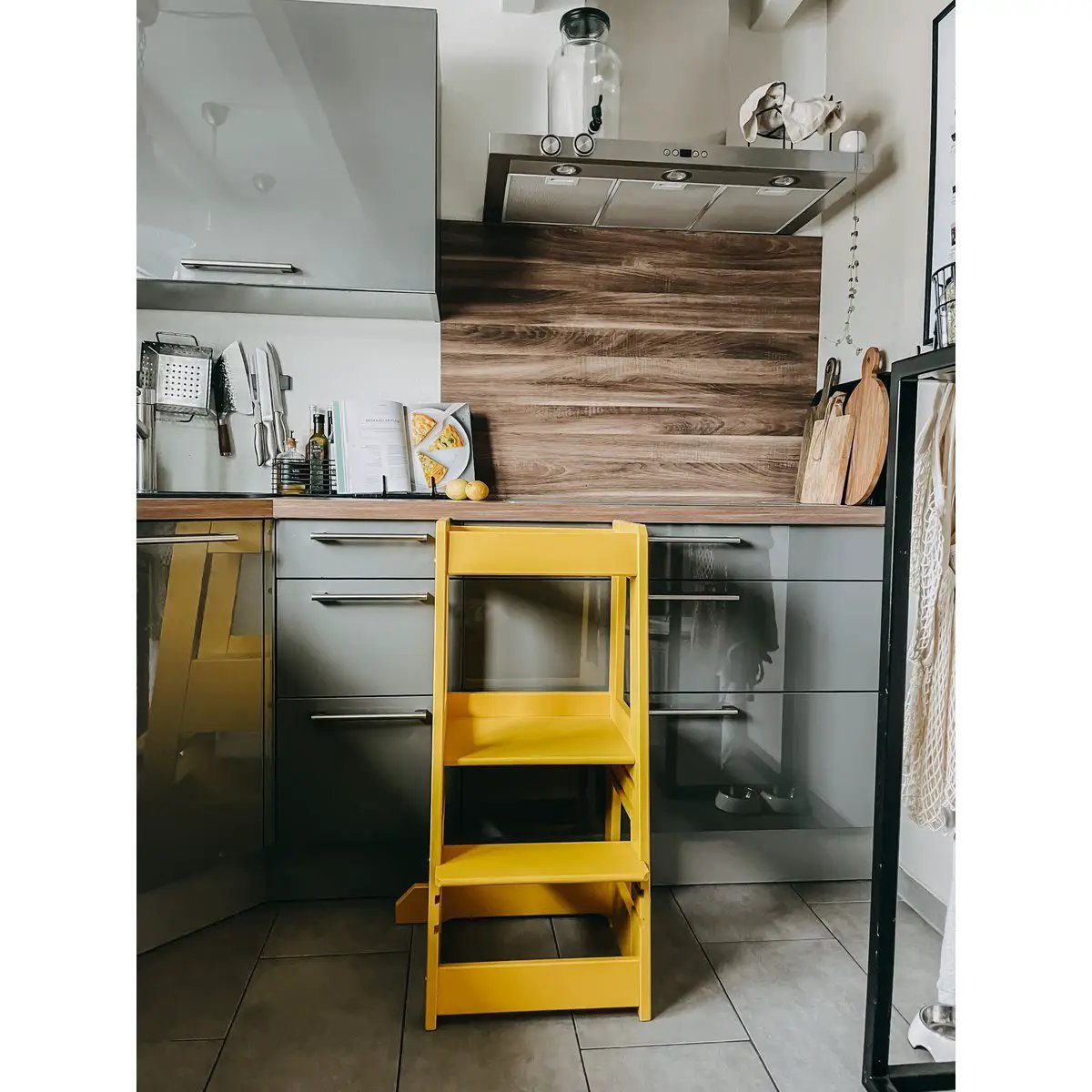 tiSsi® learning tower FELIX beech sunflower YELLOW by tiSsi ® Familie beginnt mit uns™