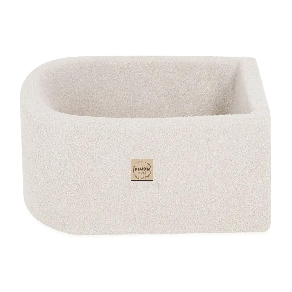 Mini terrain de jeu – agneau beige, bassin et 100 balles – Plush Nest by Misioo