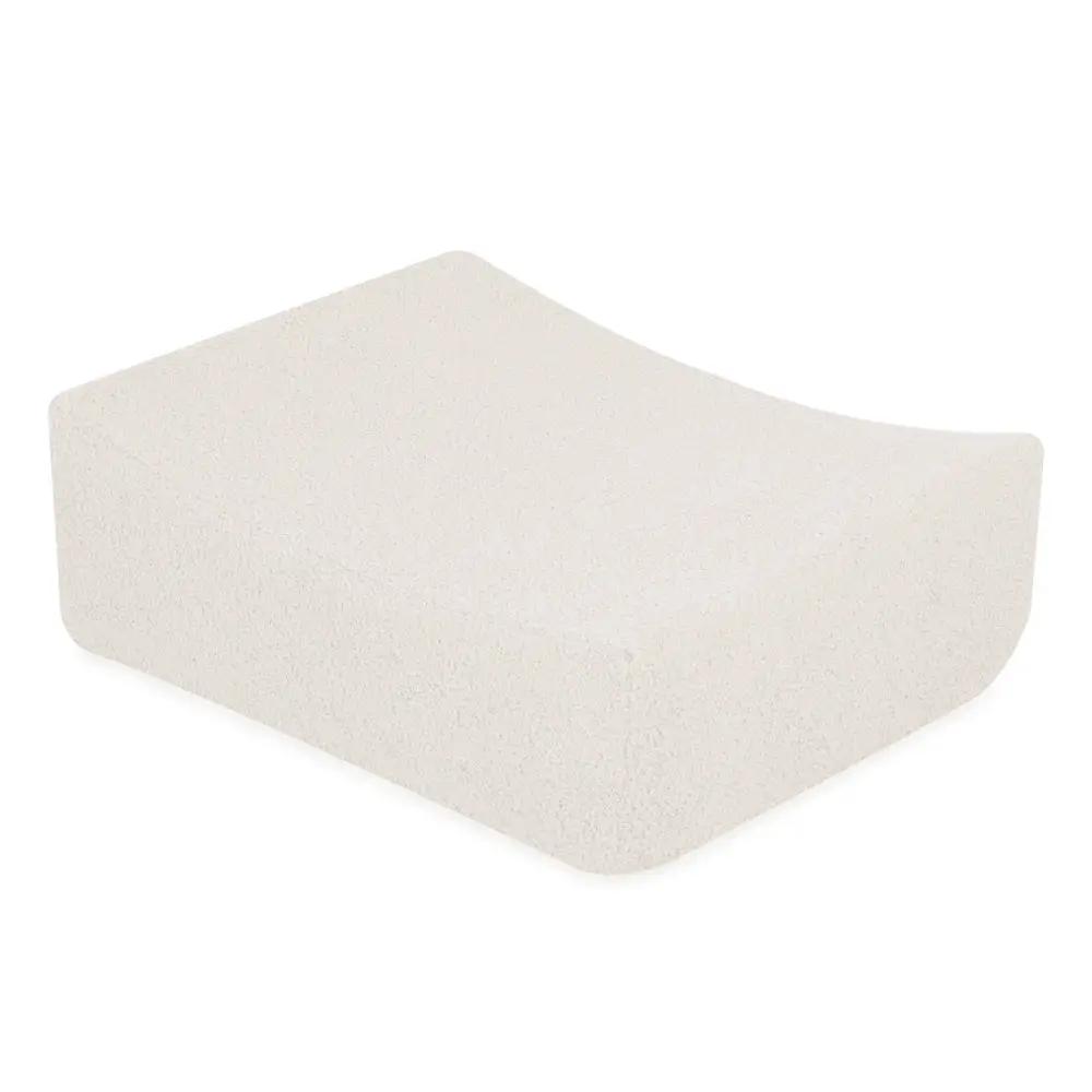 Mini terrain de jeu – agneau beige, bassin et 100 balles – Plush Nest by Misioo