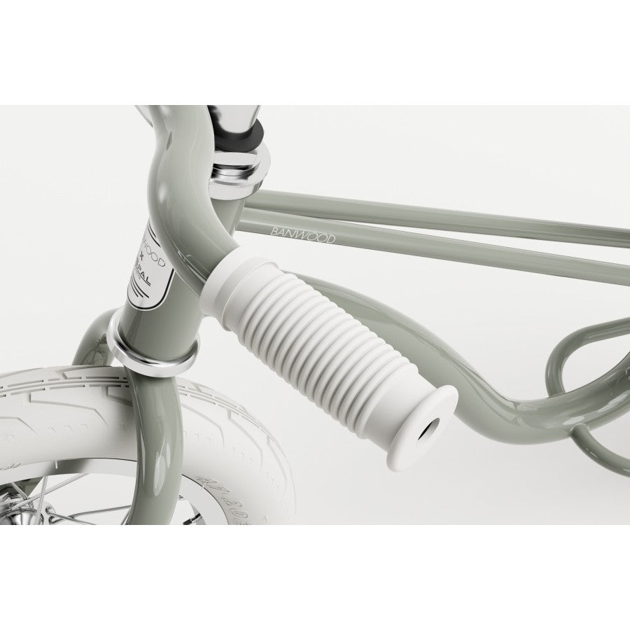 Draisienne - de 2 à 5 ans - jeu de motricité - banwood - myplayground