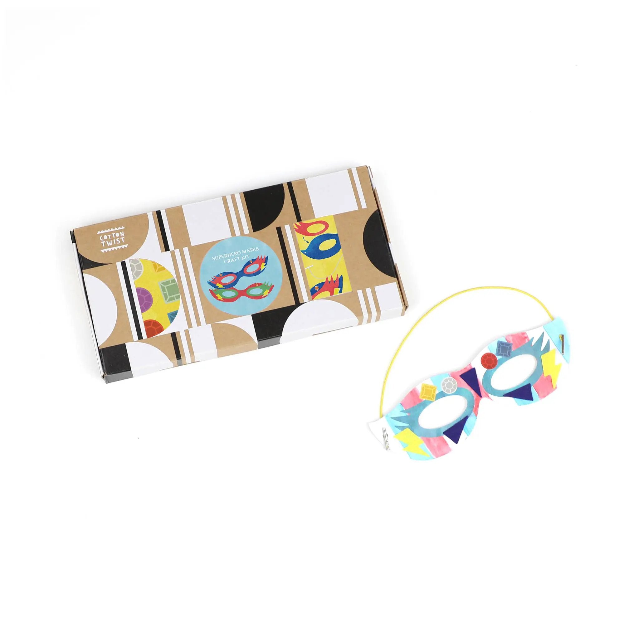 Kit d'activités artisanales pour masques de super-héros by Cotton Twist