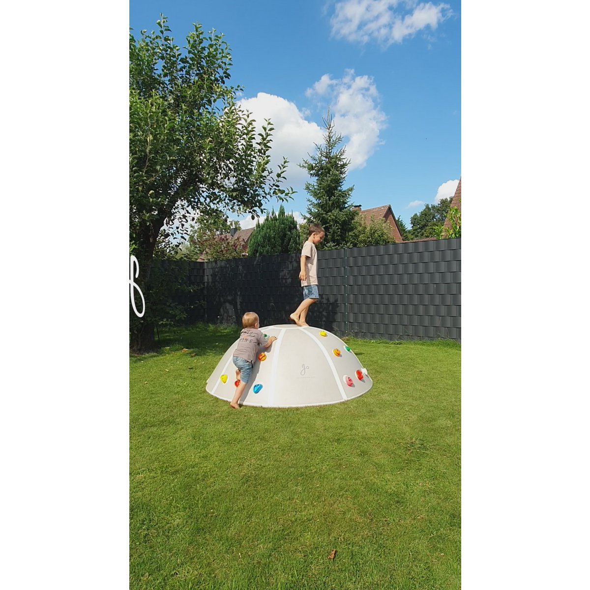 Climb & Jump Dome - myplayground