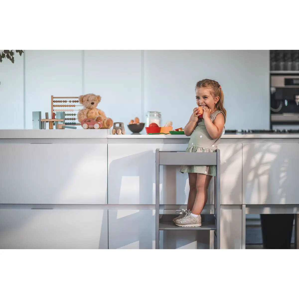 tiSsi® learning tower FELIX beech STORMY GRAY by tiSsi ® Familie beginnt mit uns™