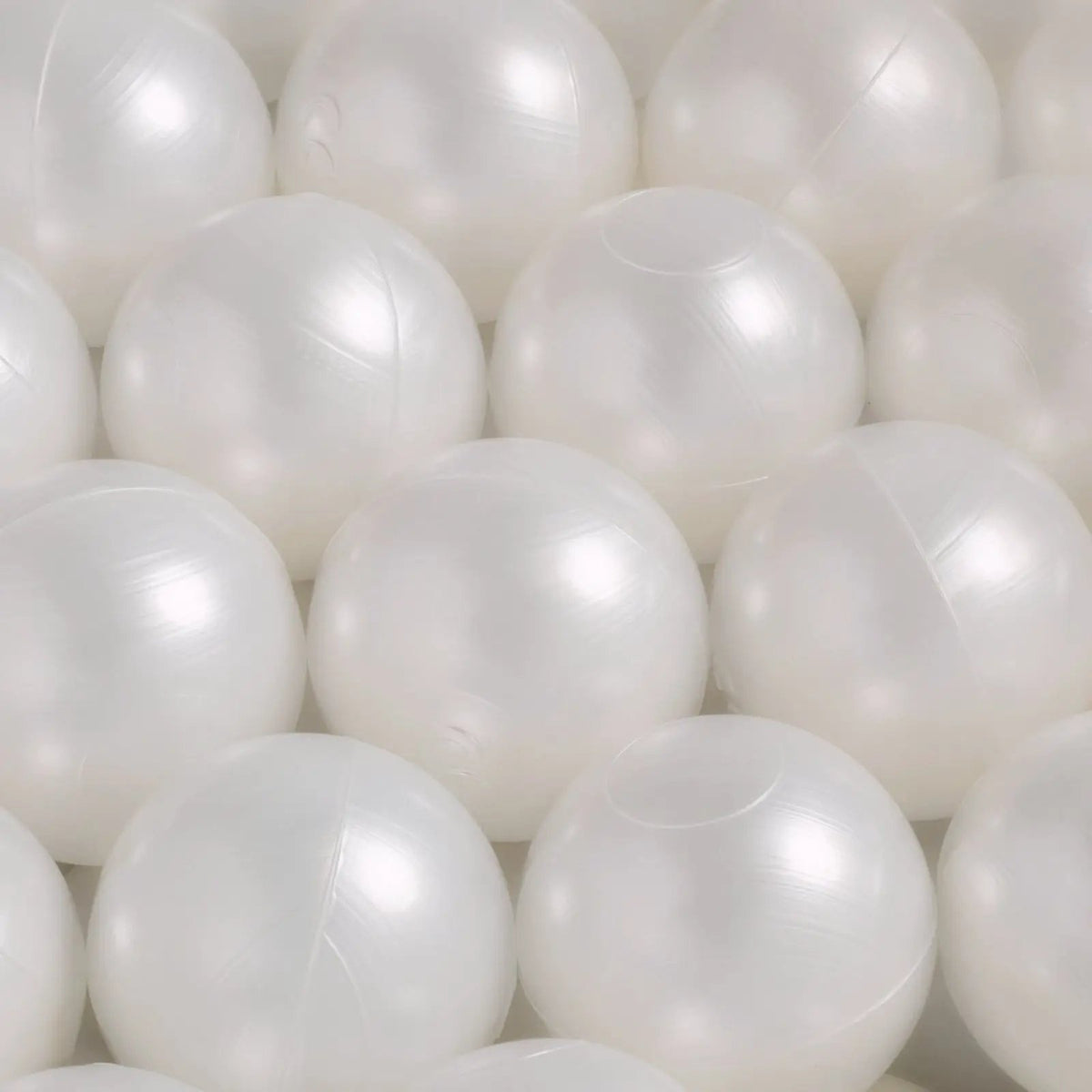 Piscine à balles, or, ronde, velours, 90x30 (200 boules : or, transparentes, perle) - Plush Nest - Misioo by Misioo