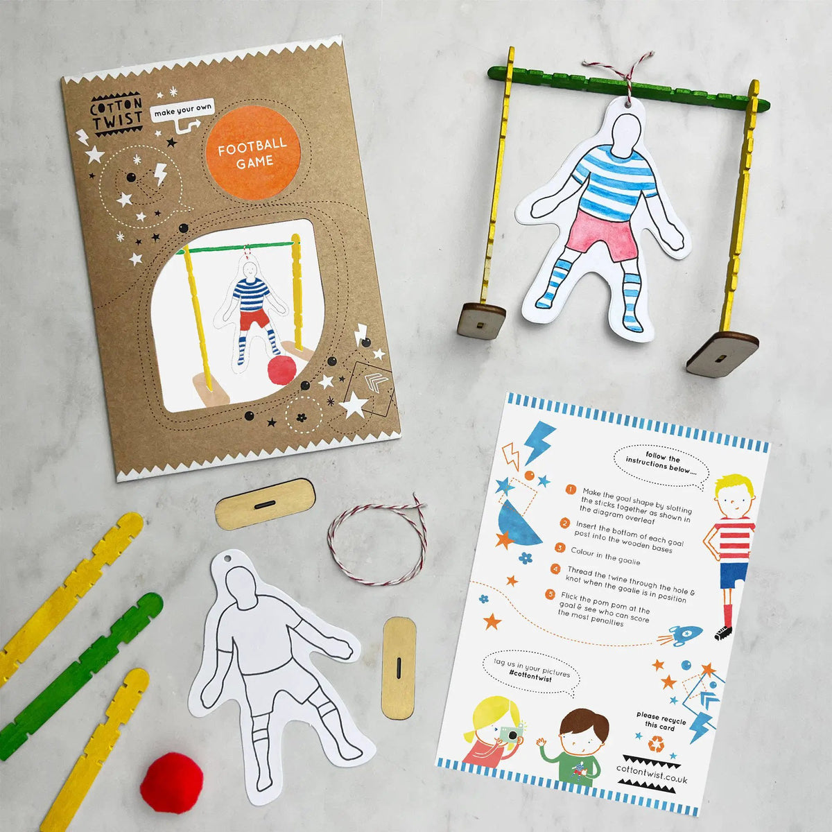 Faites votre propre kit de jeu de football by Cotton Twist