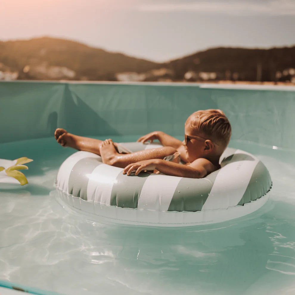 Bouée de Piscine - vert et blanche, 90 cm - Swim Essentials - myplayground