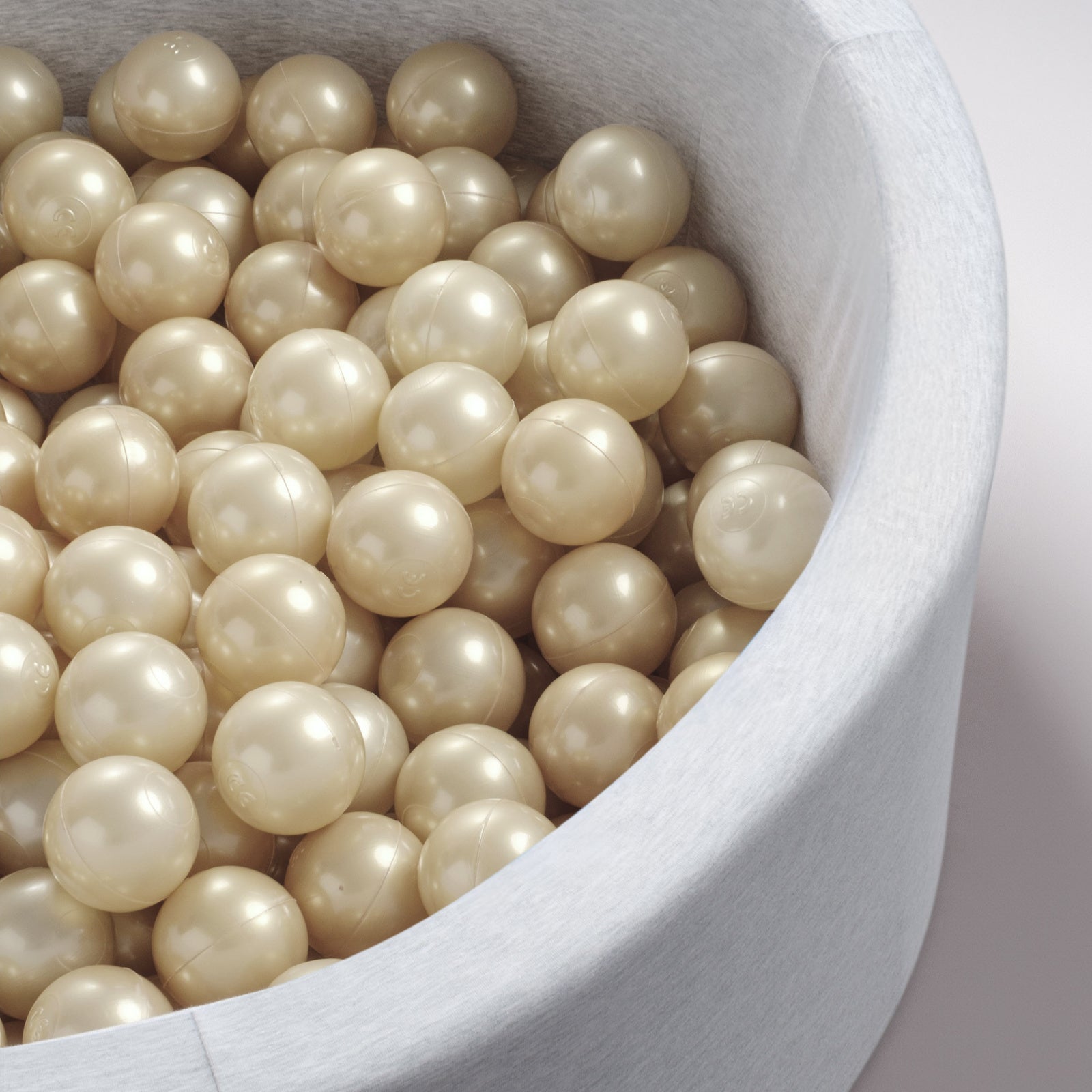 Boule de piscine à balles - 6 cm, or - Plush Nest - Misioo - myplayground