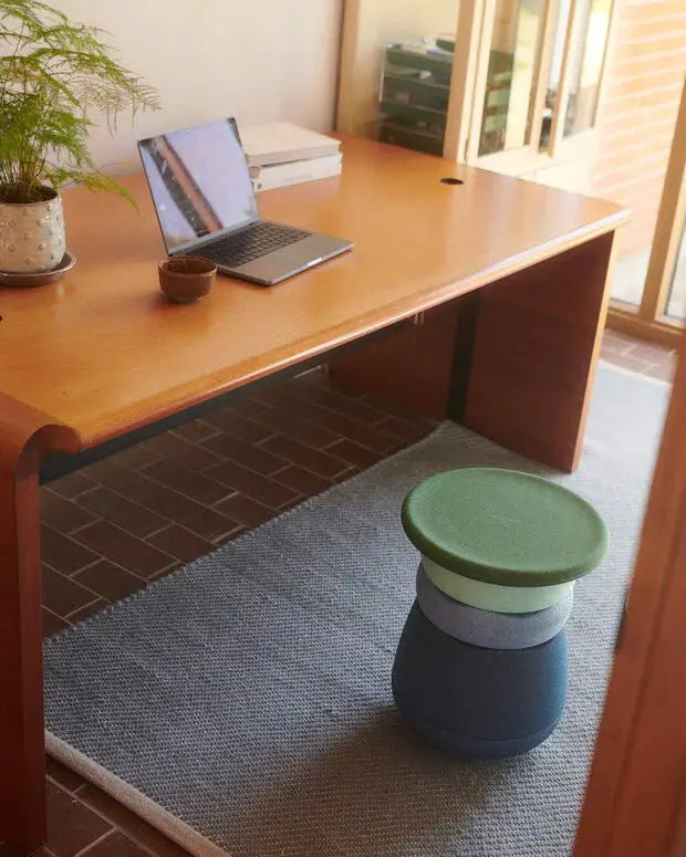 Stapelstein® Dynamic all – Tabouret modulaire pour le mouvement et la concentration à tout âge by STAPELSTEIN