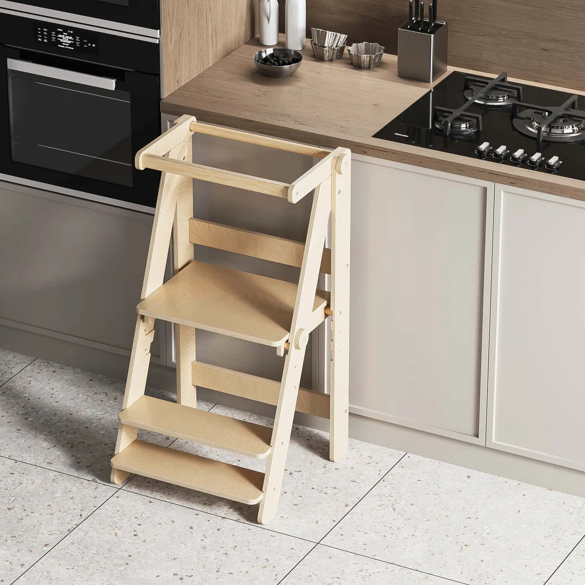 Tour d'observation montessori Pliable - bois brut (non verni), 18 à 24 mois -BusyKids by BusyKids