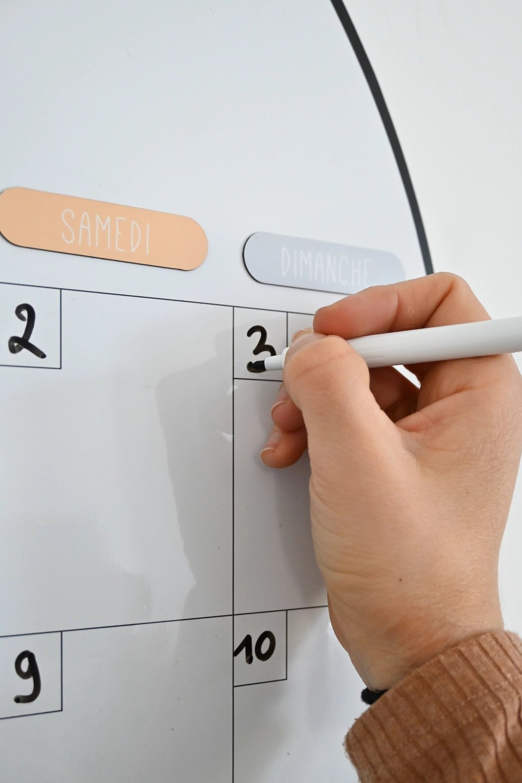 Calendrier mural mensuel magnétique - Le familial - myplayground