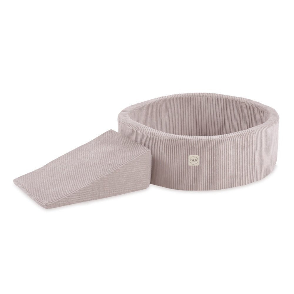 Terrain de jeu Dry pool + triangle – Velours côtelé rose clair premium, aire de jeu (+200 balles : perle, or, perle rose clair) – PLUSH NEST - myplayground