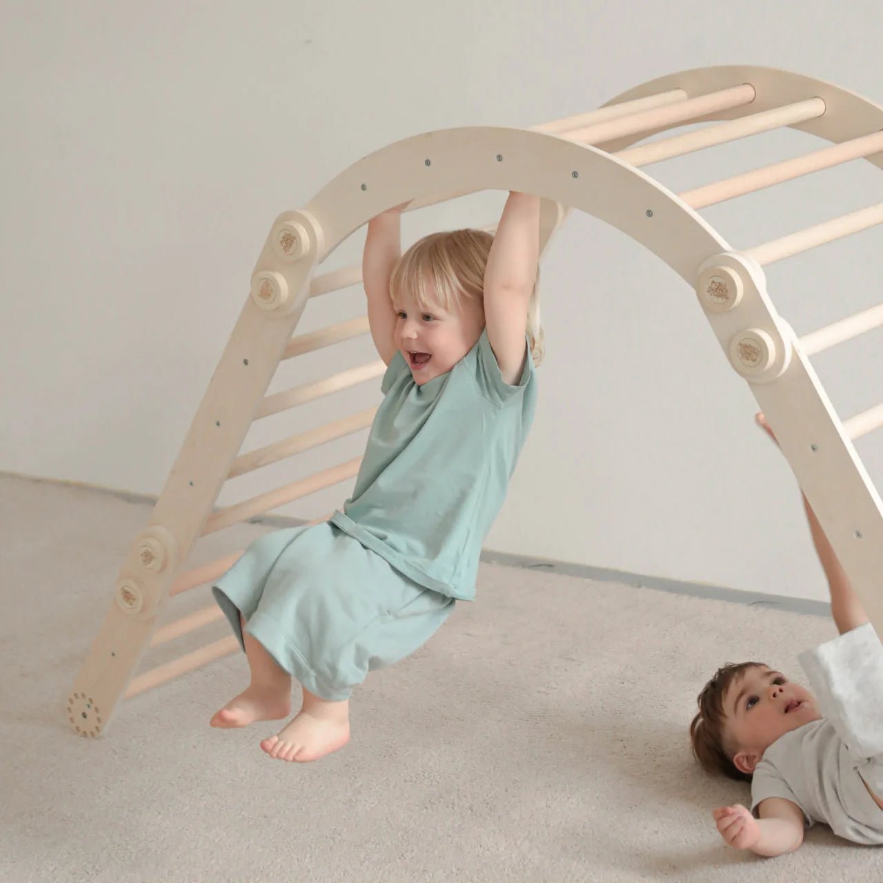 Ensemble d’escalade inclinable (set L avec Rocker) - bois brut (non verni), 18 à 24 mois - BusyKids - myplayground