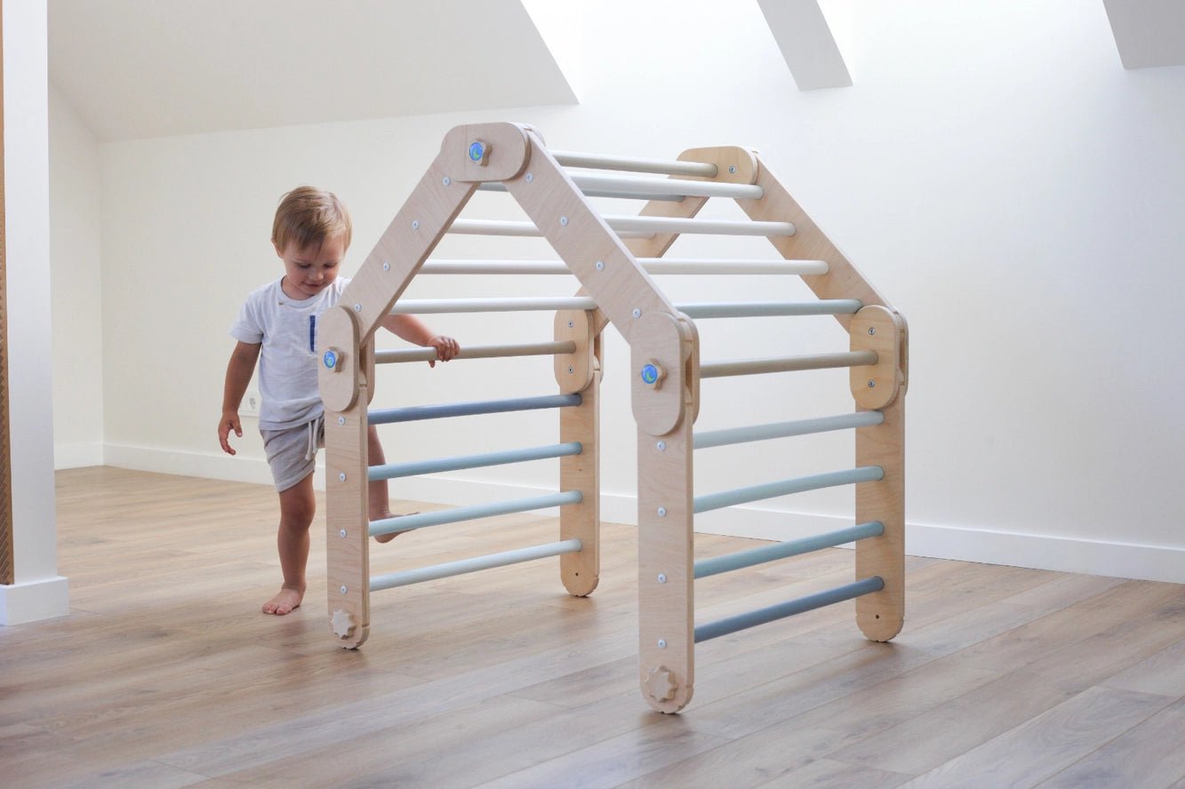 Grimpeur Transformable Bleu, Triangle Pikler Modifiable - Jeu de Motricité Enfant - Happymoon - myplayground