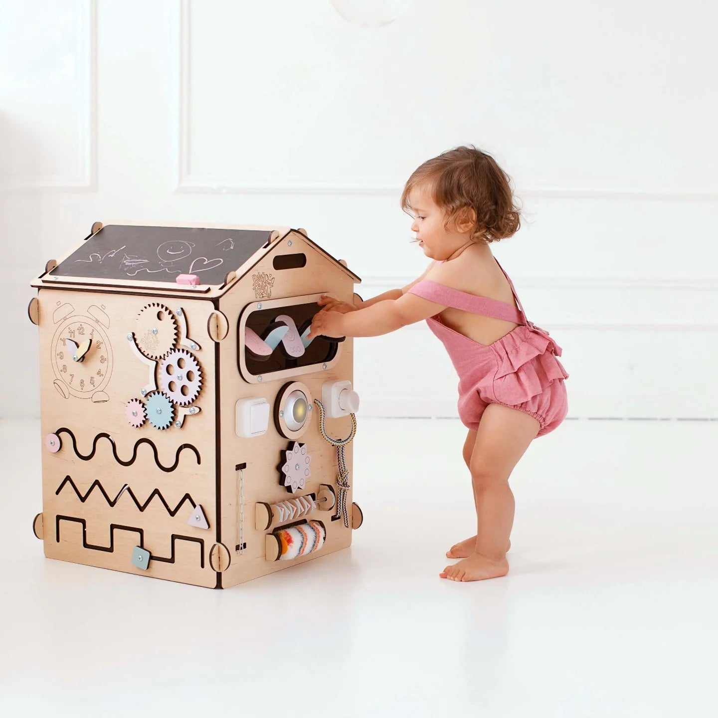 Ensemble Maisonnette et Cube Interactif - Natura/Pastel, bois natura - 12 à 18 mois - BusyKids - myplayground