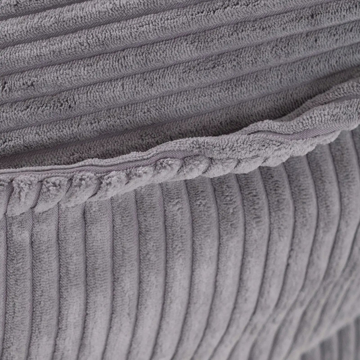 Fauteuil Huggy Bear - 68x45, gris velours côtelé - Plush Nest by Misioo