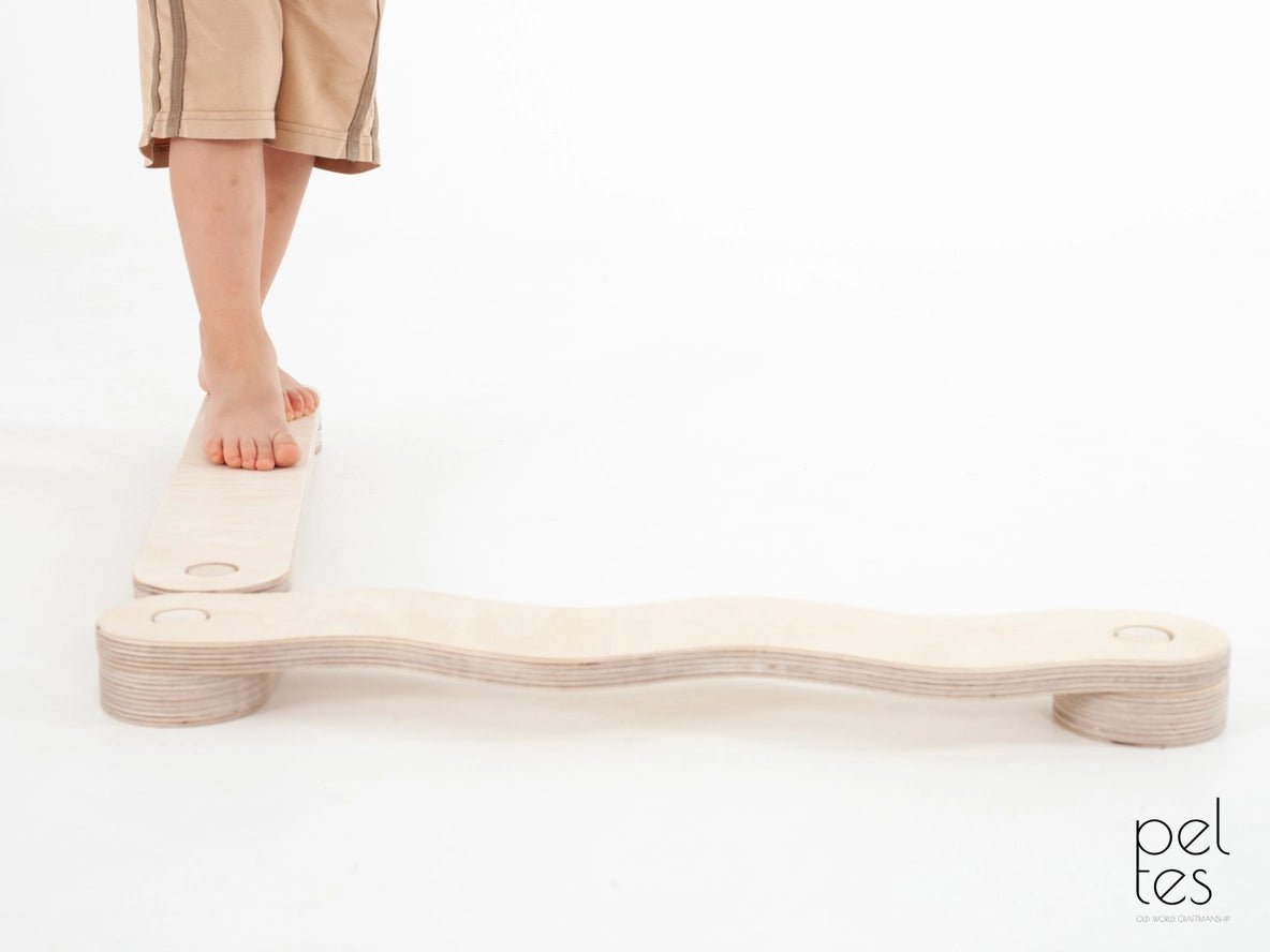 Poutres d'équilibre PELTES®, jouet Montessori, planche d'équilibre - Jeu de motricité enfant - Happymoon - myplayground